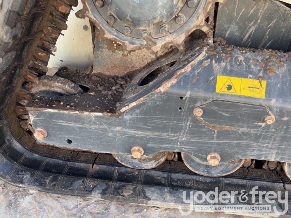 2020 Bobcat T76