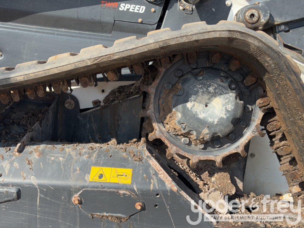2020 Bobcat T76