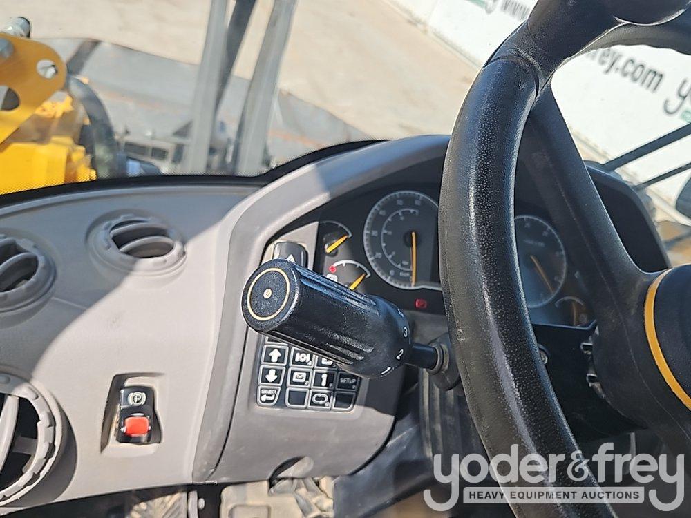 2021 Volvo L90H
