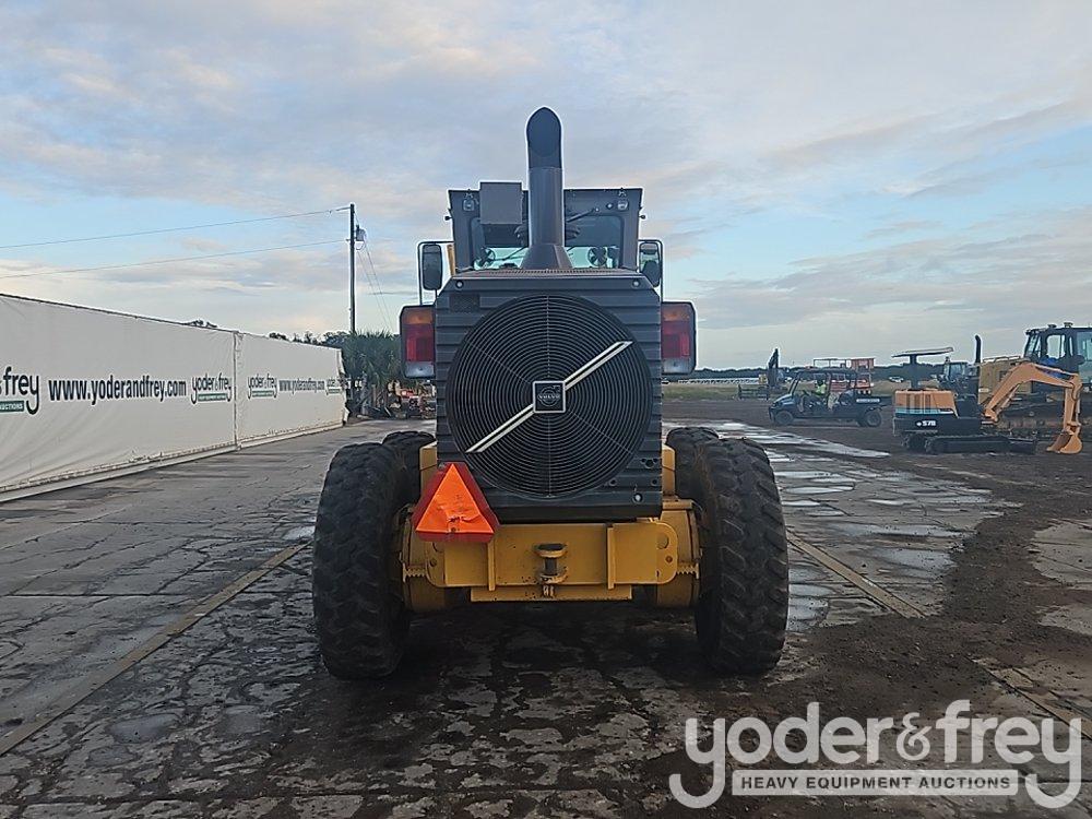 2006 Volvo G710B