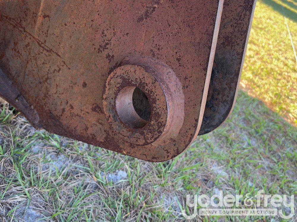 Grapple Bucket to suit Volvo L60G