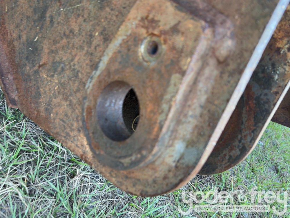 Grapple Bucket to suit Volvo L60G