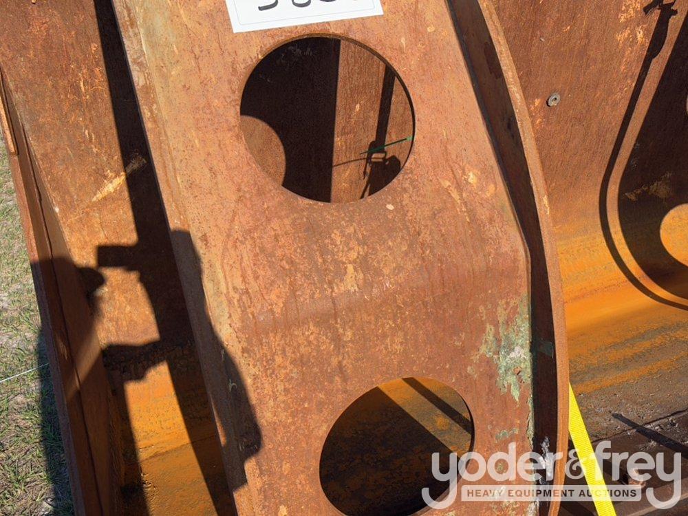 Grapple Bucket to suit Volvo L60G
