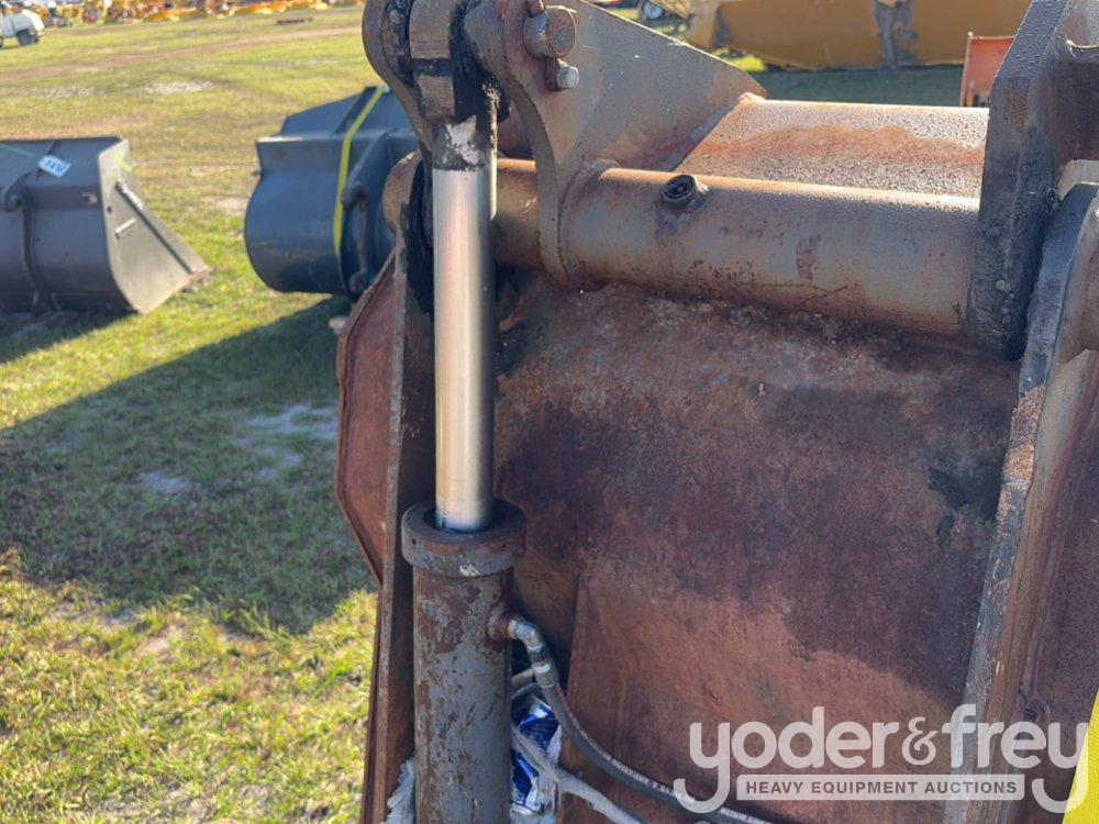 Grapple Bucket to suit Volvo L60G