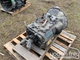 Eaton Fuller FRM15210B Transmission, Takeout
