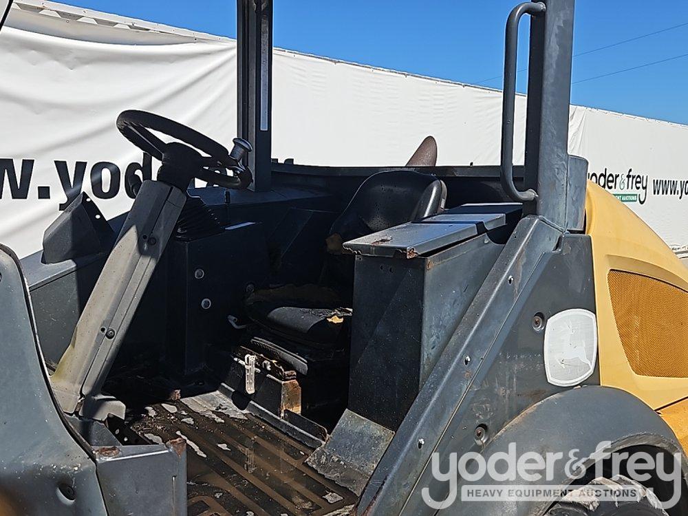 2014 John Deere 204K