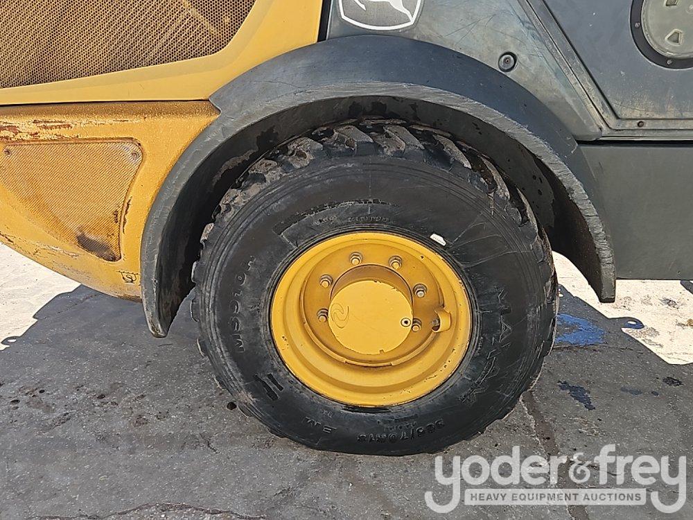 2014 John Deere 204K