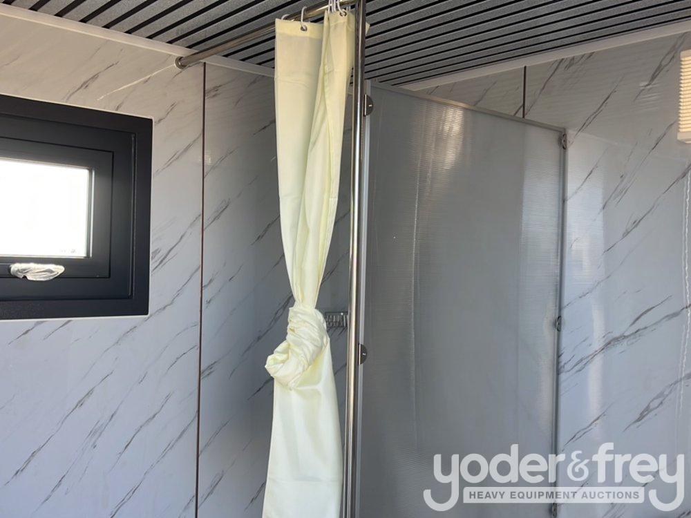Unused 2025 Portable Toilets, Shower, 110V