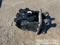 Unused 2025 GIYI Compaction Wheel to suit 305 Excavator