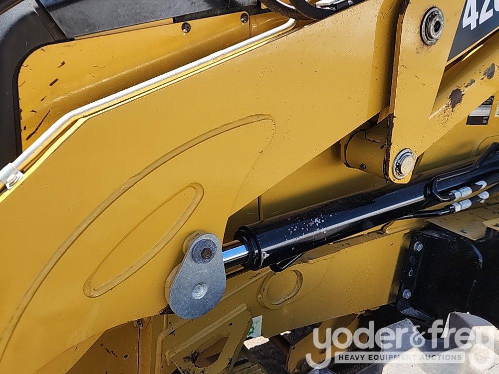 2020 CAT 420F2 IT