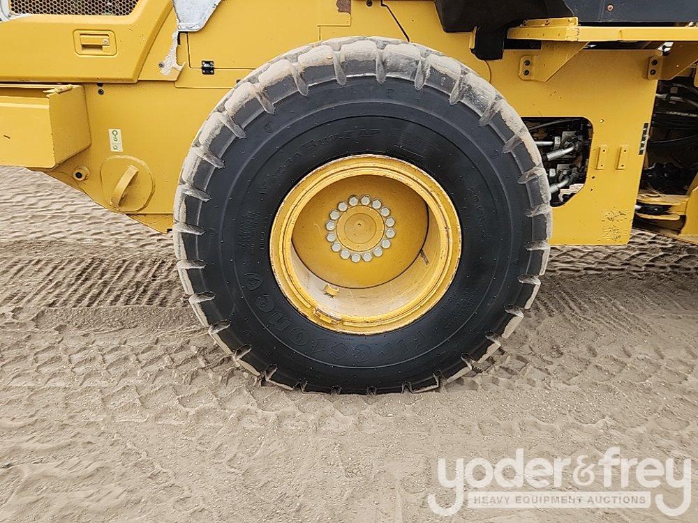 2015 CAT 924K