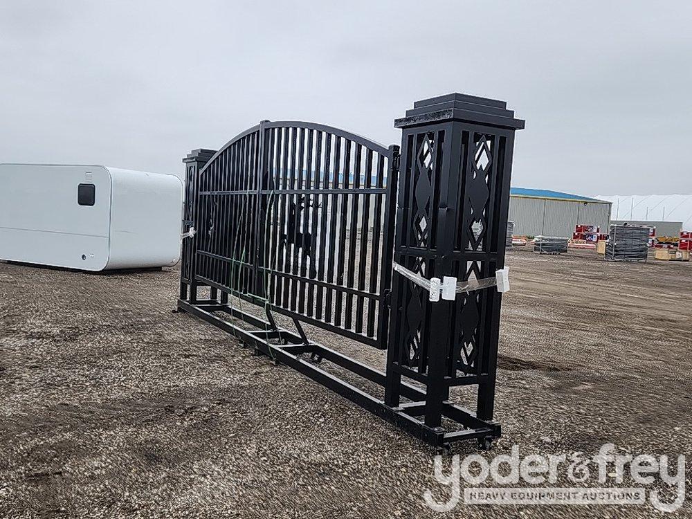 Unused 20' Iron Gate, Single Arc (Deer Design)(Damaged)