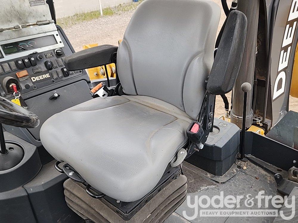 2019 John Deere 310L