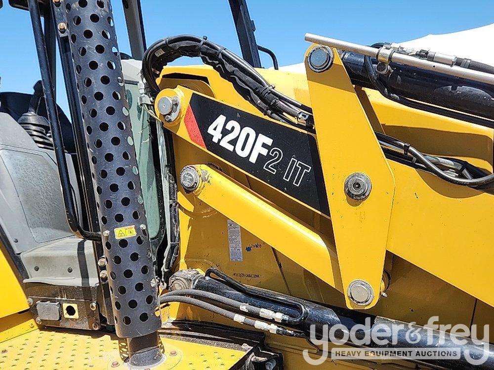 2020 CAT 420F2 IT
