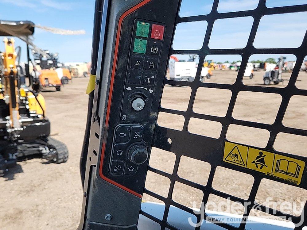 2022 Bobcat T62