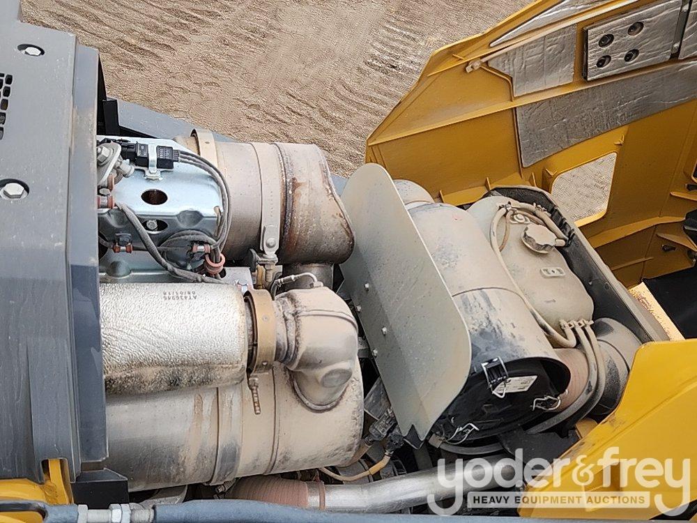 2019 John Deere 310L