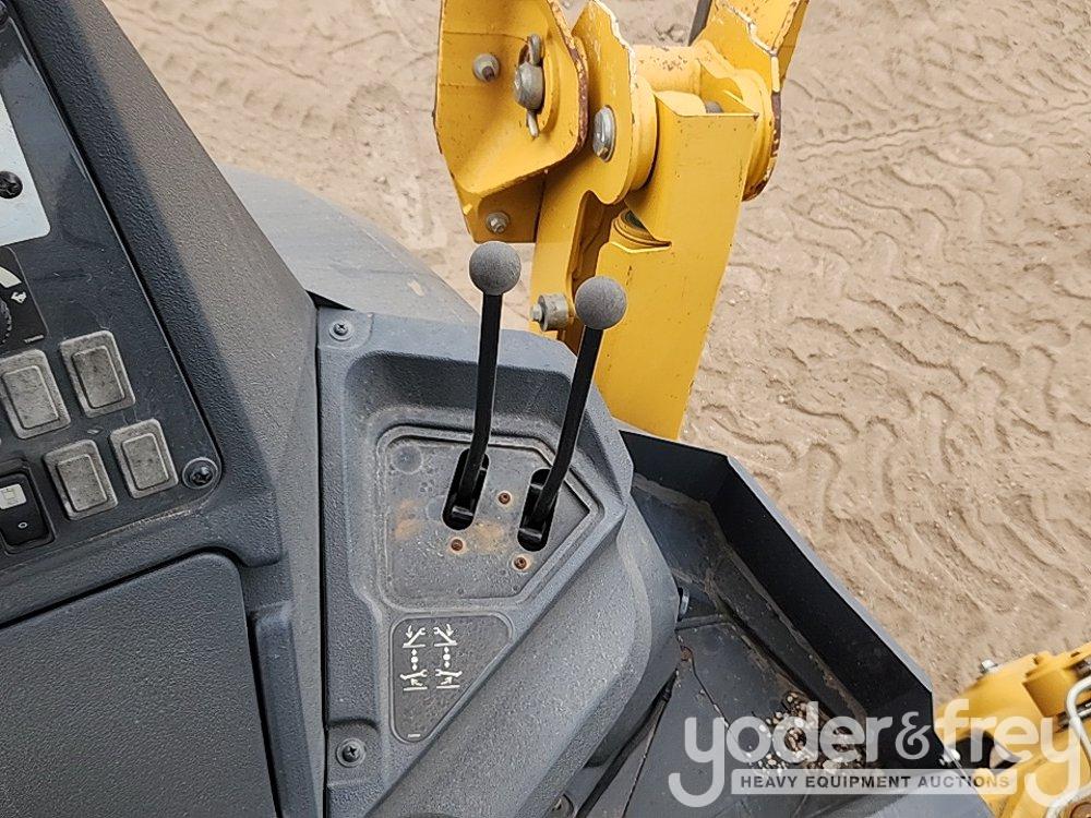 2019 John Deere 310L