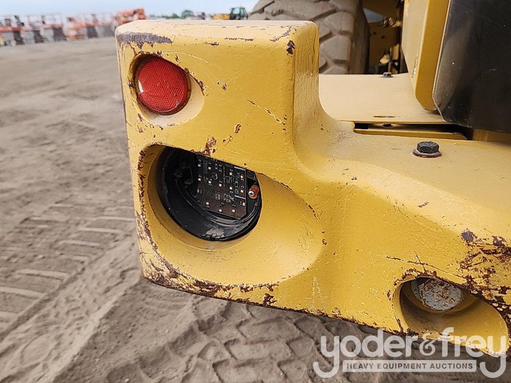 2015 CAT 924K