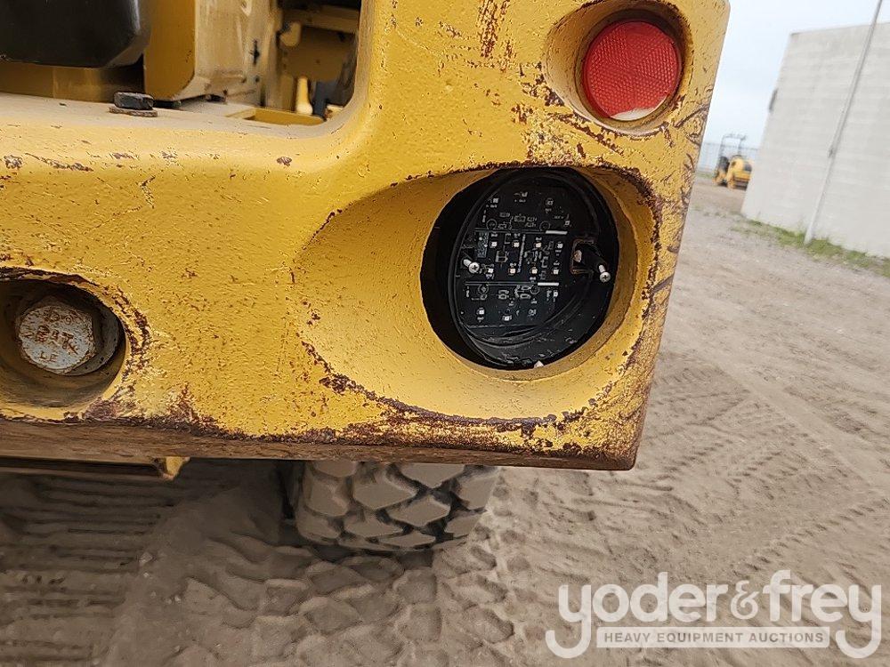 2015 CAT 924K