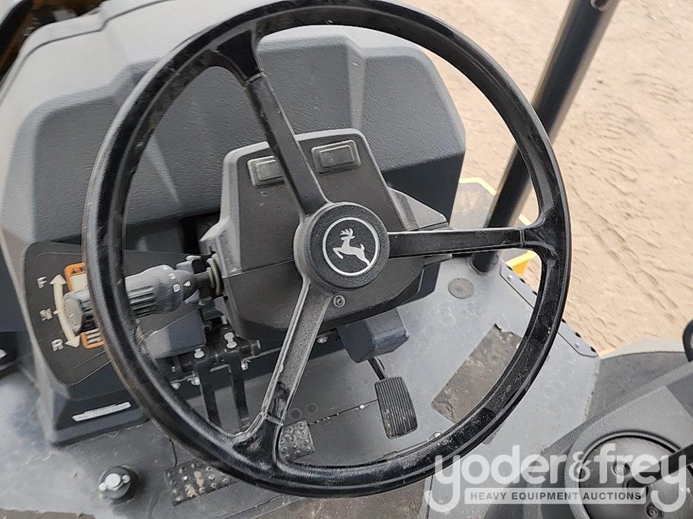 2019 John Deere 310L