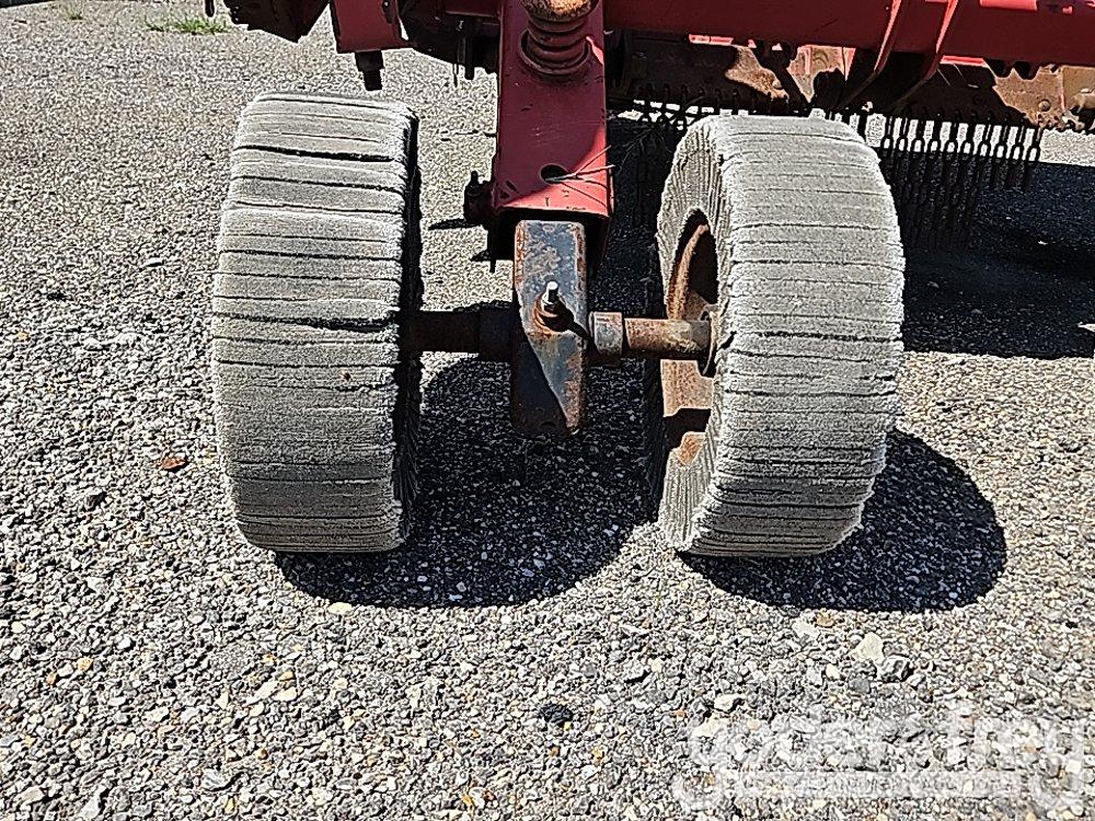 Bush Hog 3715