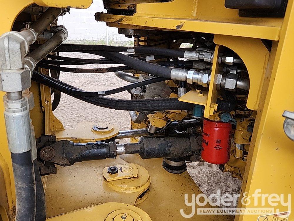 2015 CAT 924K