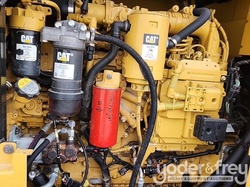 2015 CAT 924K