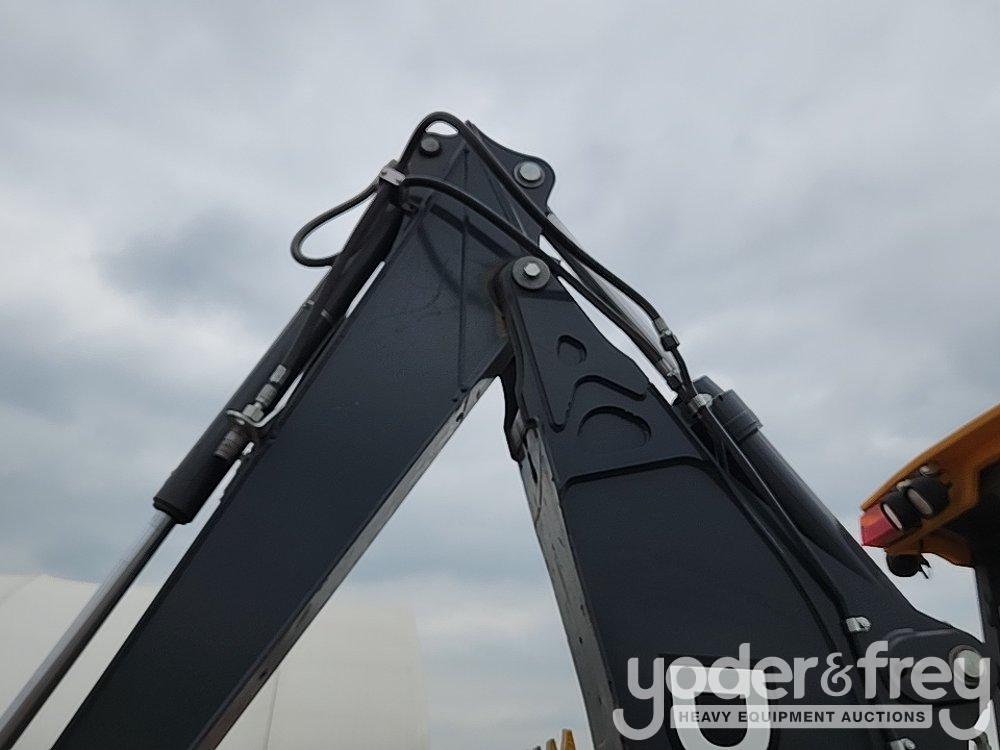 2019 John Deere 310L