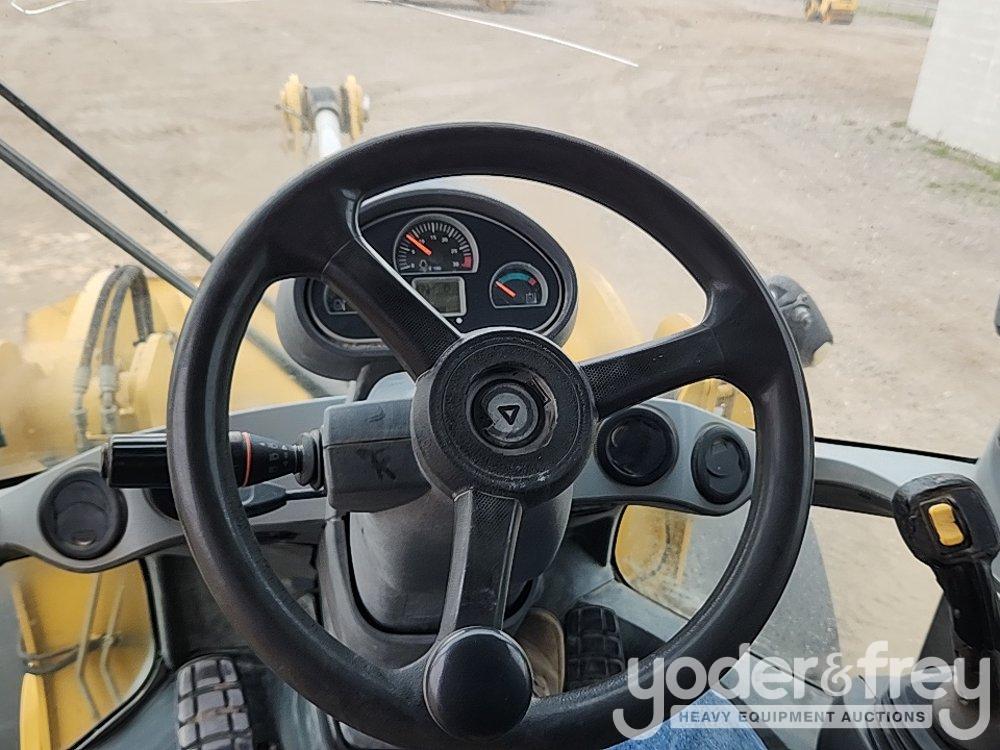 2015 CAT 924K