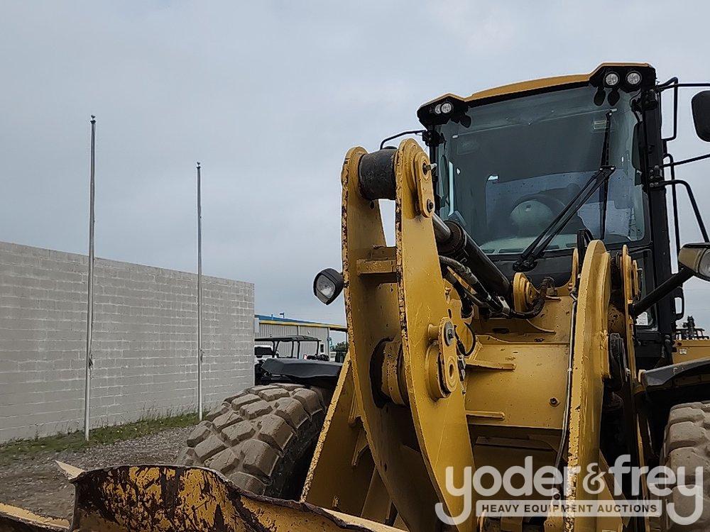 2015 CAT 924K