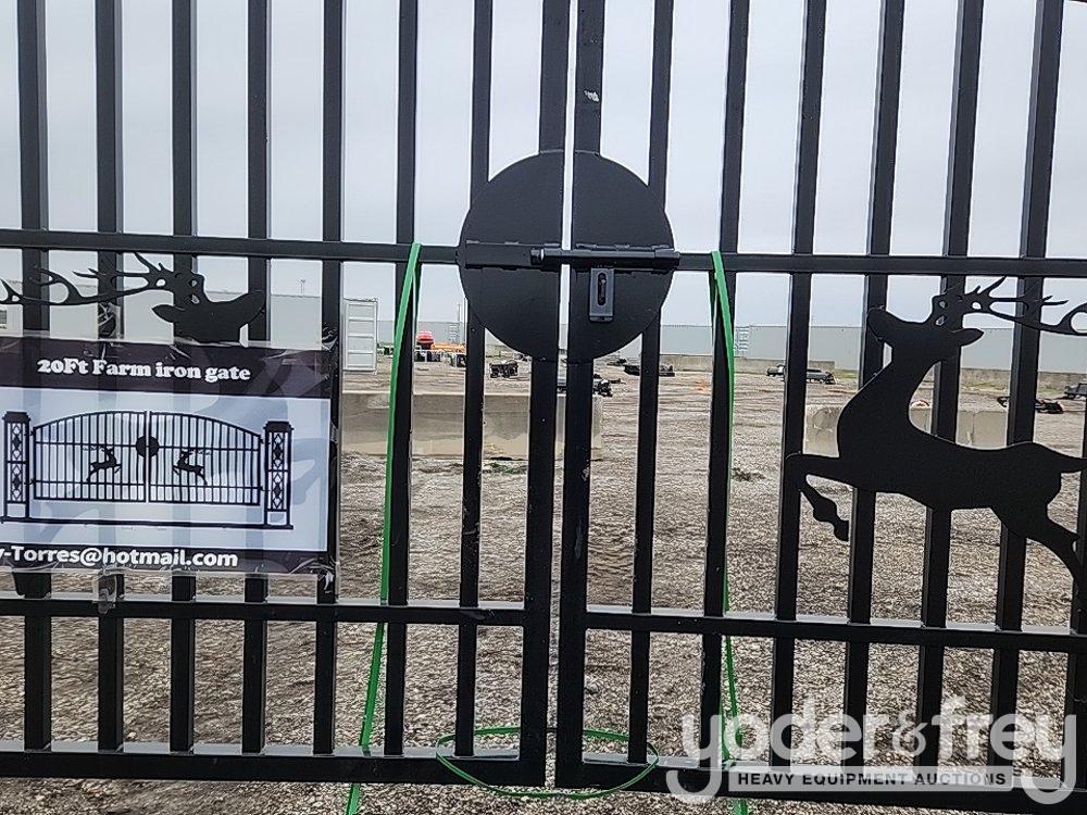 Unused 20' Iron Gate, Single Arc (Deer Design)(Damaged)