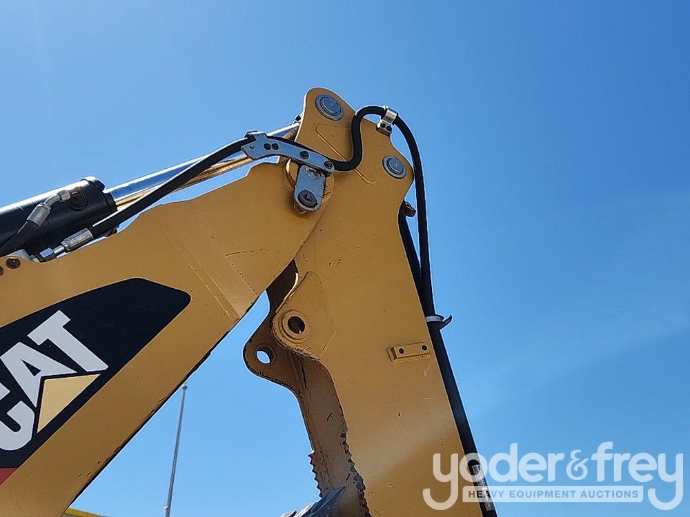 2020 CAT 420F2 IT