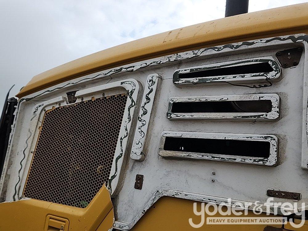 2015 CAT 924K