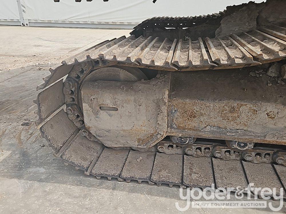 2018 John Deere 210
