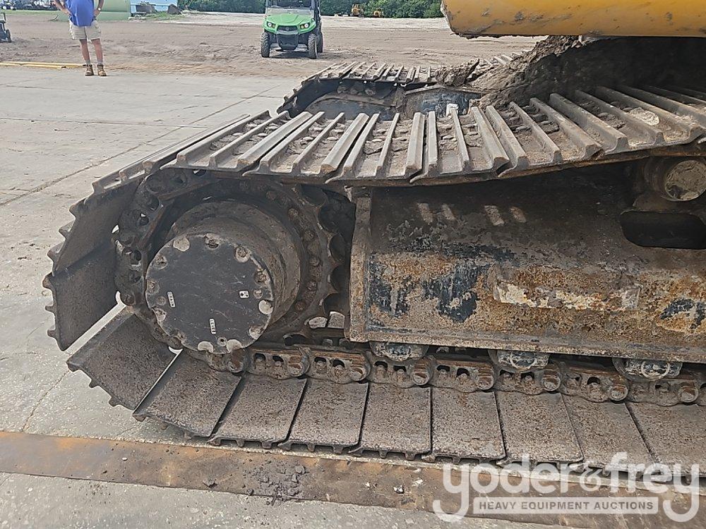 2018 John Deere 210