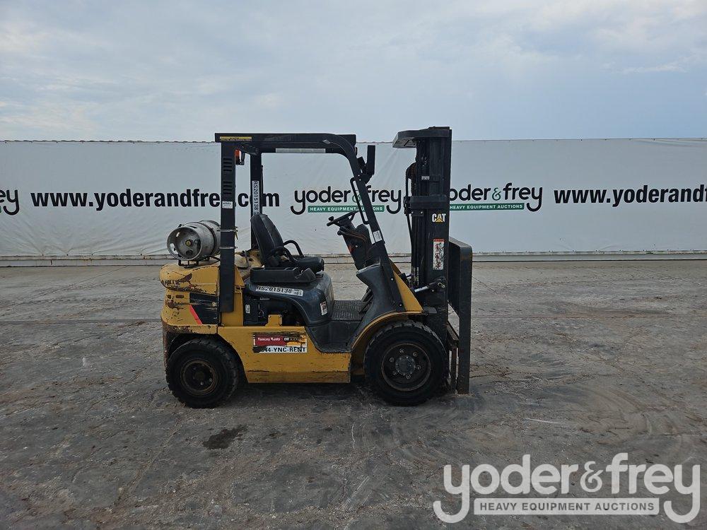 2015 CAT GP25N