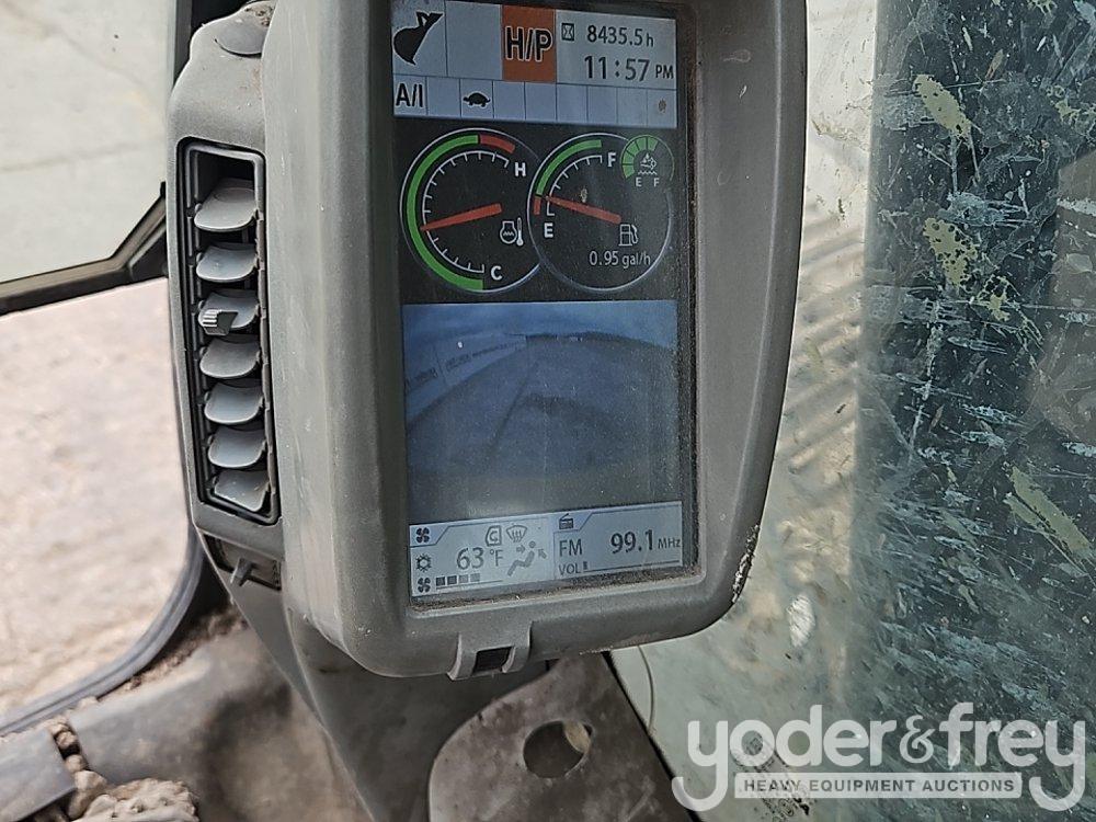 2018 John Deere 210