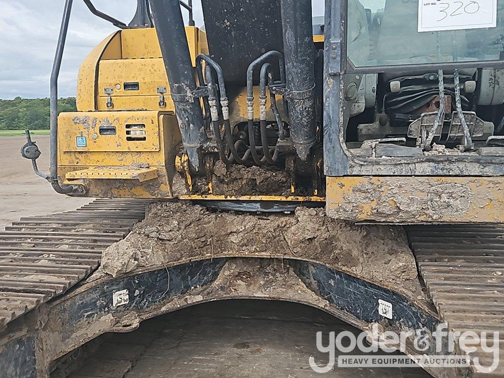 2018 John Deere 210