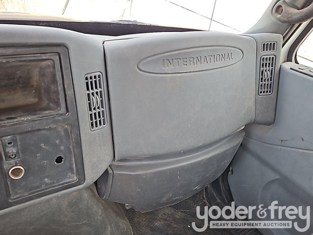2006 International 4000