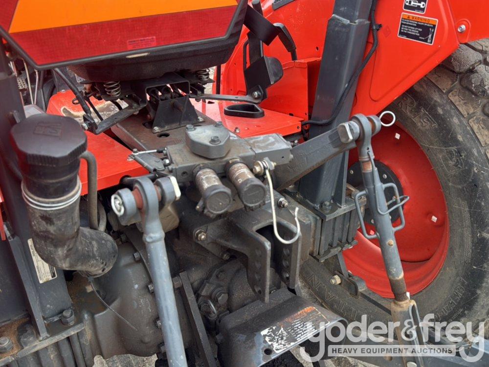 2020 Kubota M5660SUF