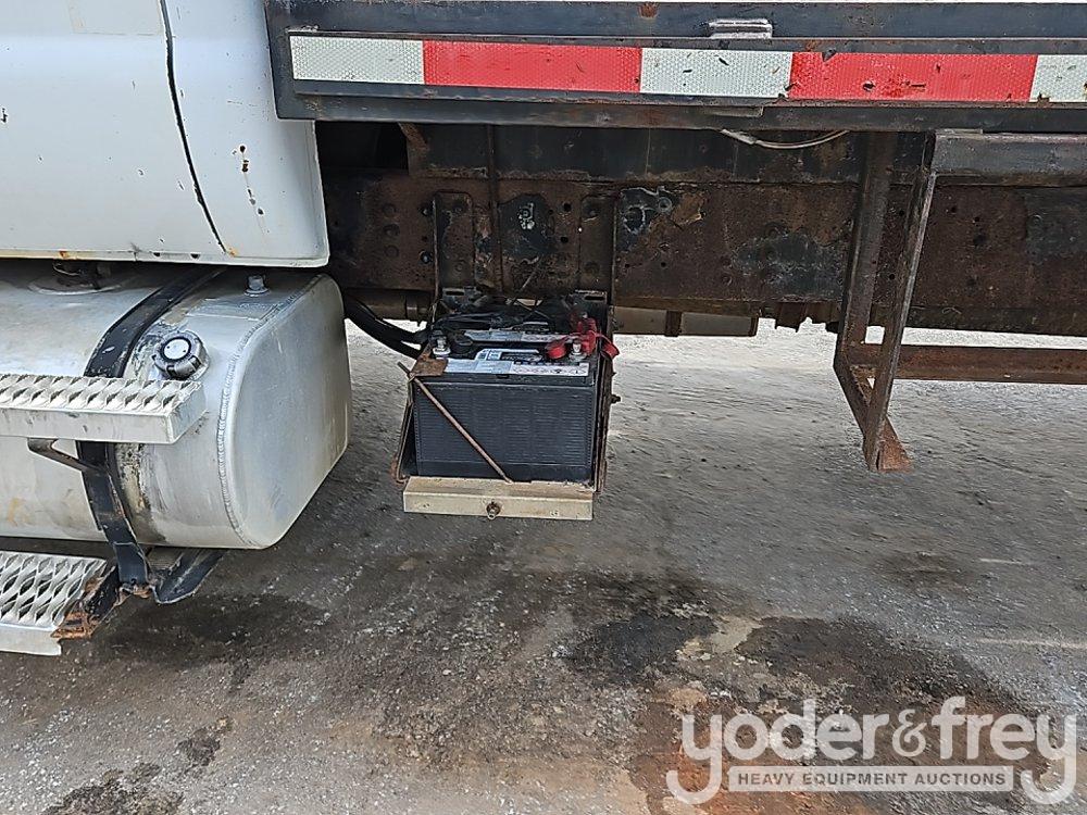 2000 Ford F650