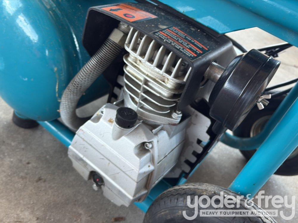 Mac5200 Makita 3hp 6gal Professional Contractor Grade Air Compressor