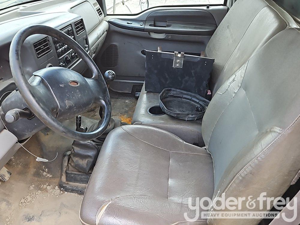 2000 Ford F650