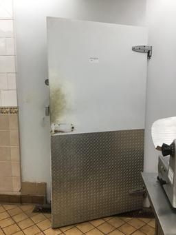 7' x 10' x 9' Walk in box