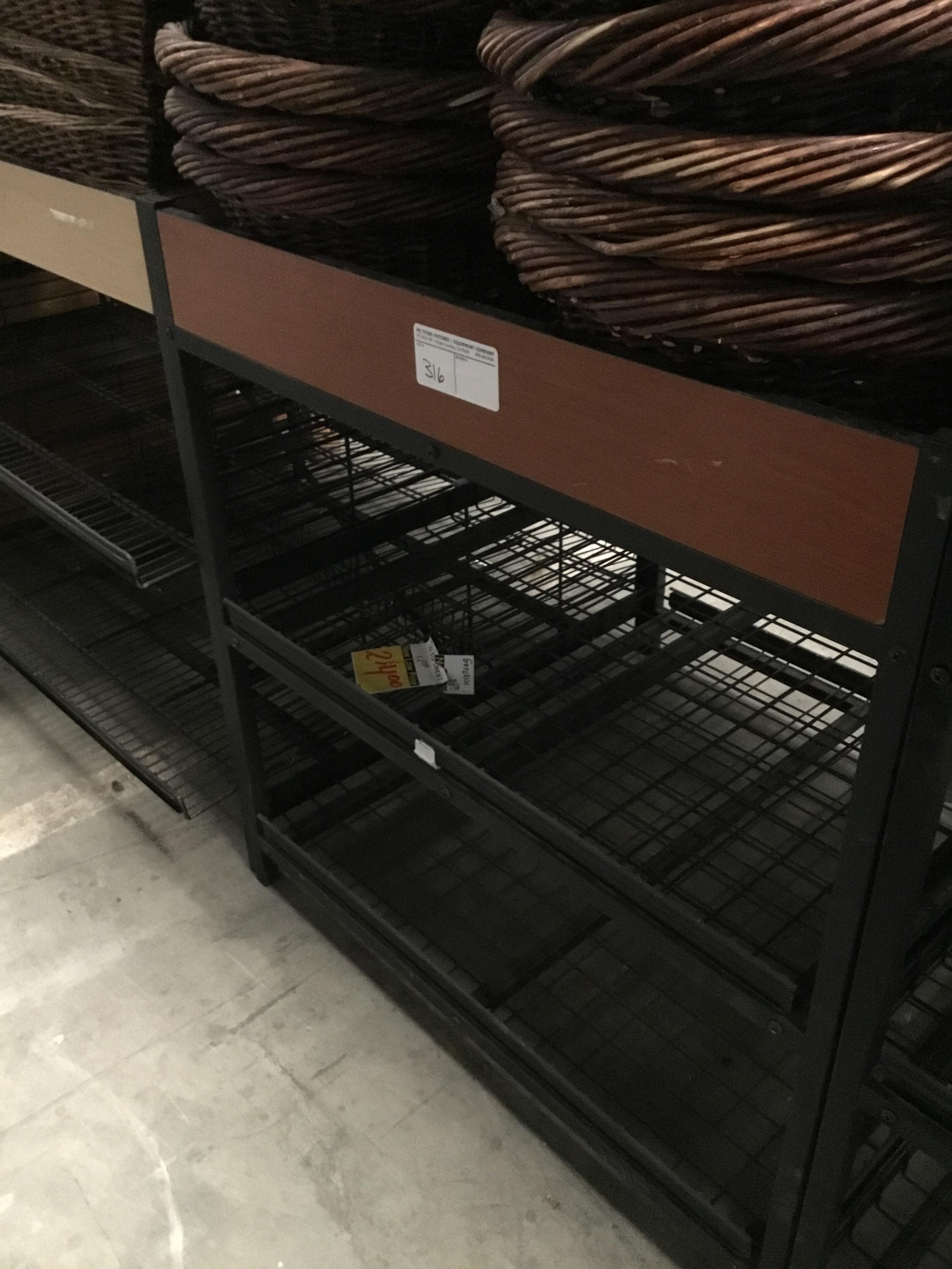 WIRE DISPLAY RACK