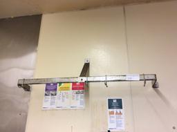 Overhead pot hanger