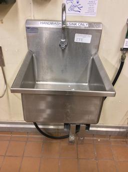 S.S. hand sink with knee pedals