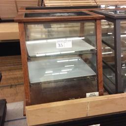 Plastic bakery display case