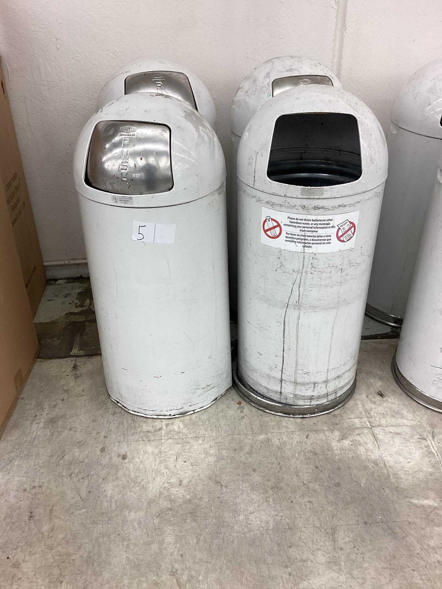 1 LOT 4 WHITE METAL GARBAGE CANS