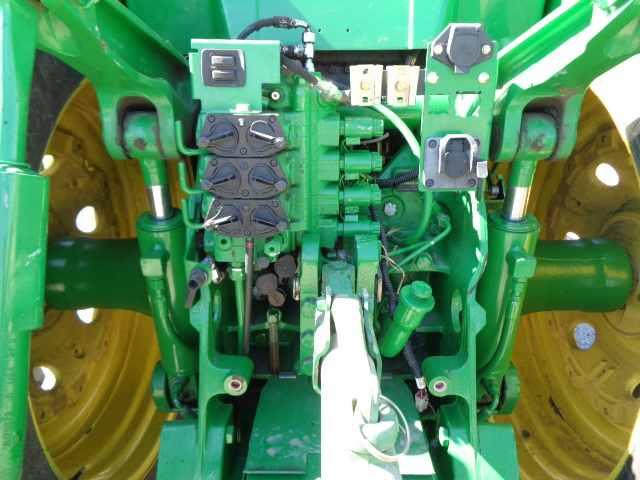 JD 8120
